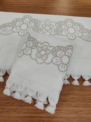 NAKIŞLI HAVLU TAKIMI (ÜRÜNLERİMİZ GÖRSEL AMAÇLIDIR SİPARİŞ ALINIR )