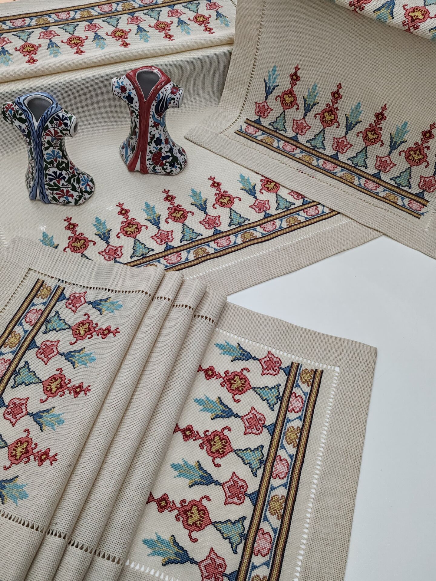 KANEVİÇE SALON TAKIMI(ÜRÜNLERİMİZ GÖRSEL AMAÇLIDIR SİPARİŞ ALINIR )