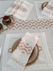 BARGELLO NAKIŞLI SERVİS TAKIMI (ÜRÜNLERİMİZ GÖRSEL AMAÇLIDIR SİPARİŞ ALINIR)