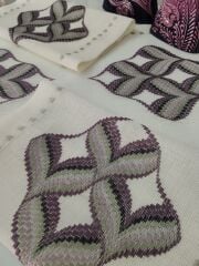 BARGELLO İŞİ YATAK ODASI TAKIMI(ÜRÜNLERİMİZ GÖRSEL AMAÇLIDIR SİPARİŞ ALINIR )