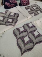 BARGELLO İŞİ YATAK ODASI TAKIMI(ÜRÜNLERİMİZ GÖRSEL AMAÇLIDIR SİPARİŞ ALINIR )