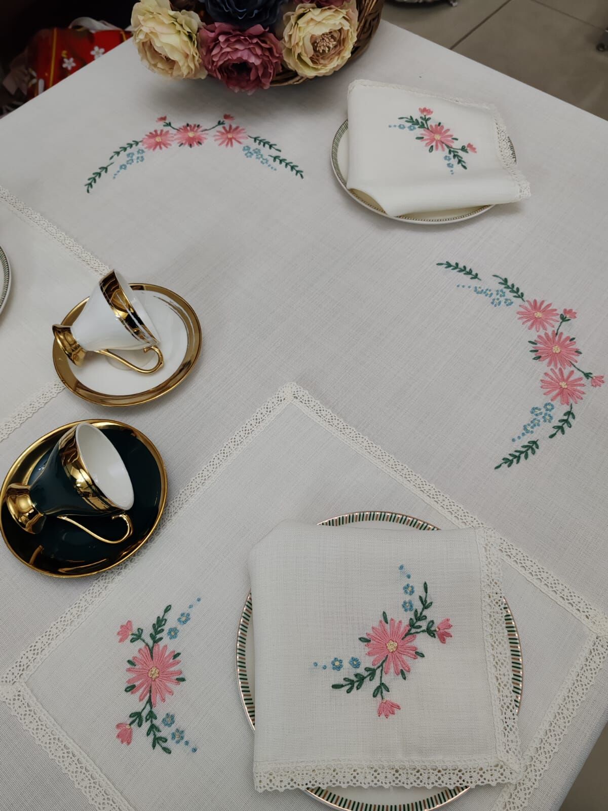 BREZİLYA NAKIŞLI MUTFAK TAKIMI 8ÜRÜNLERİMİZ GÖRSEL AMAÇLIDIR SİPARİŞ ALINIR )