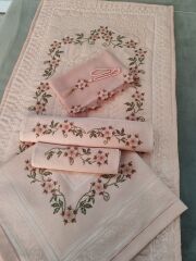 KANEVİÇE İĞNE OYASI SECCADE TAKIMI (ÜRÜNLERİMİZ GÖRSEL AMAÇLIDIR SİPARİŞ ALINIR)