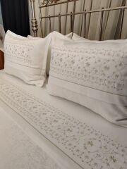 NAKIŞLI NEVRESİM PİKE TAKIMI (ÜRÜNLERİMİZ GÖRSEL AMAÇLIDIR SİPARİŞ ALINIR )