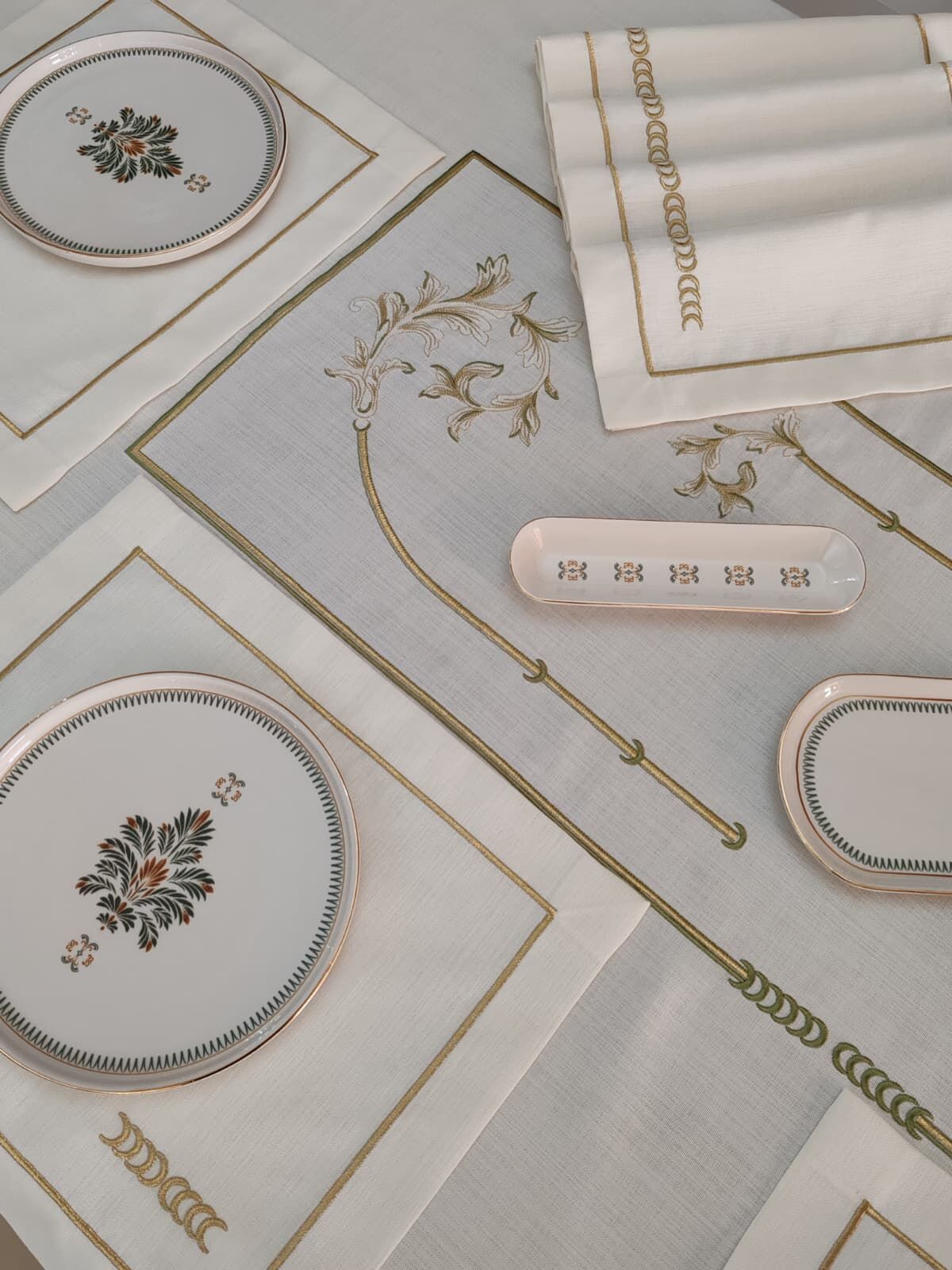 NAKIŞLI SERVİS TAKIMI (ÜRÜNLERİMİZ GÖRSEL AMAÇLIDIR SİPARİŞ ALINIR )