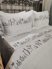 BREZİLYA İŞİ NEVRESİM VE PİKE TAKIMI (ÜRÜNLERİMİZ GÖRSEL AMAÇLIDIR SİPARİŞ ALINIR )