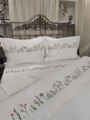 BREZİLYA İŞİ NEVRESİM VE PİKE TAKIMI (ÜRÜNLERİMİZ GÖRSEL AMAÇLIDIR SİPARİŞ ALINIR )