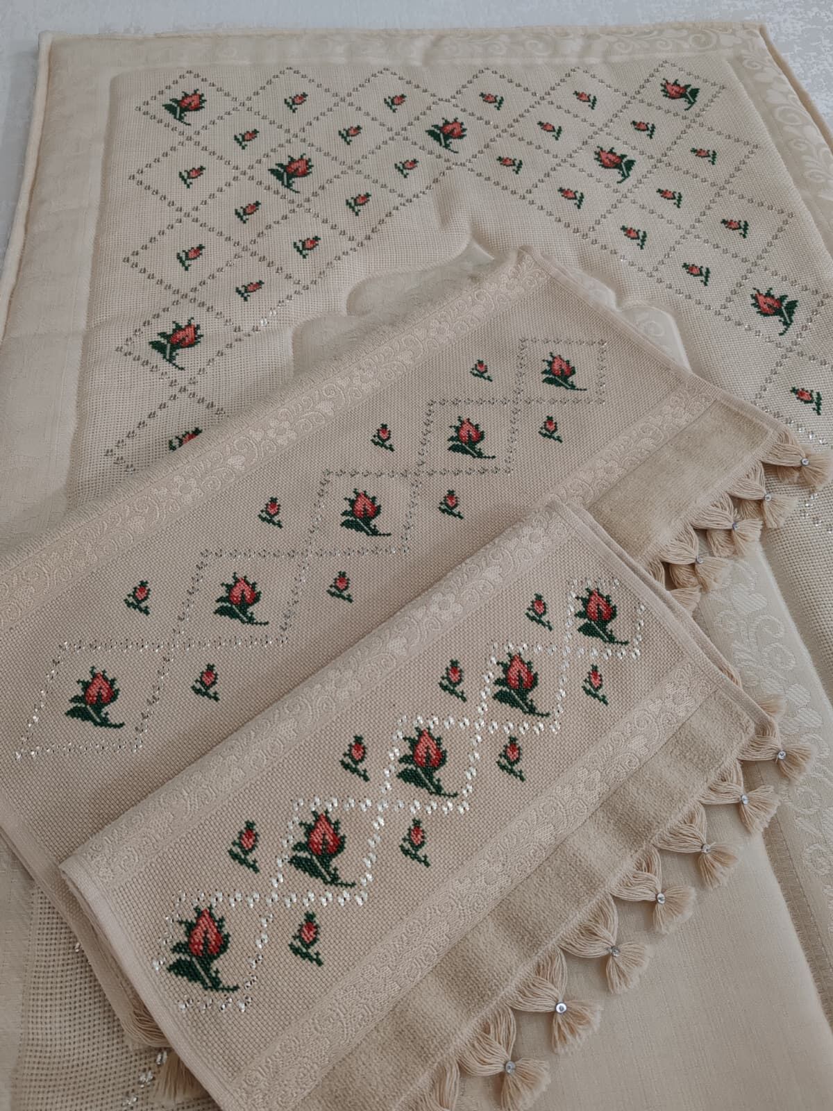 KANEVİÇE TELKIRMA SECCADE TAKIMI (ÜRÜNLERİMİZ GÖRSEL AMAÇLIDIR SİPARİŞ ALINIR )