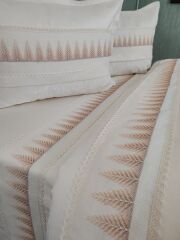 BARGELLO NAKIŞLI NEVRESİM VE PİKE TAKIMI (ÜRÜNLERİMİZ GÖRSEL AMAÇLIDIR SİPARİŞ ALINIR )