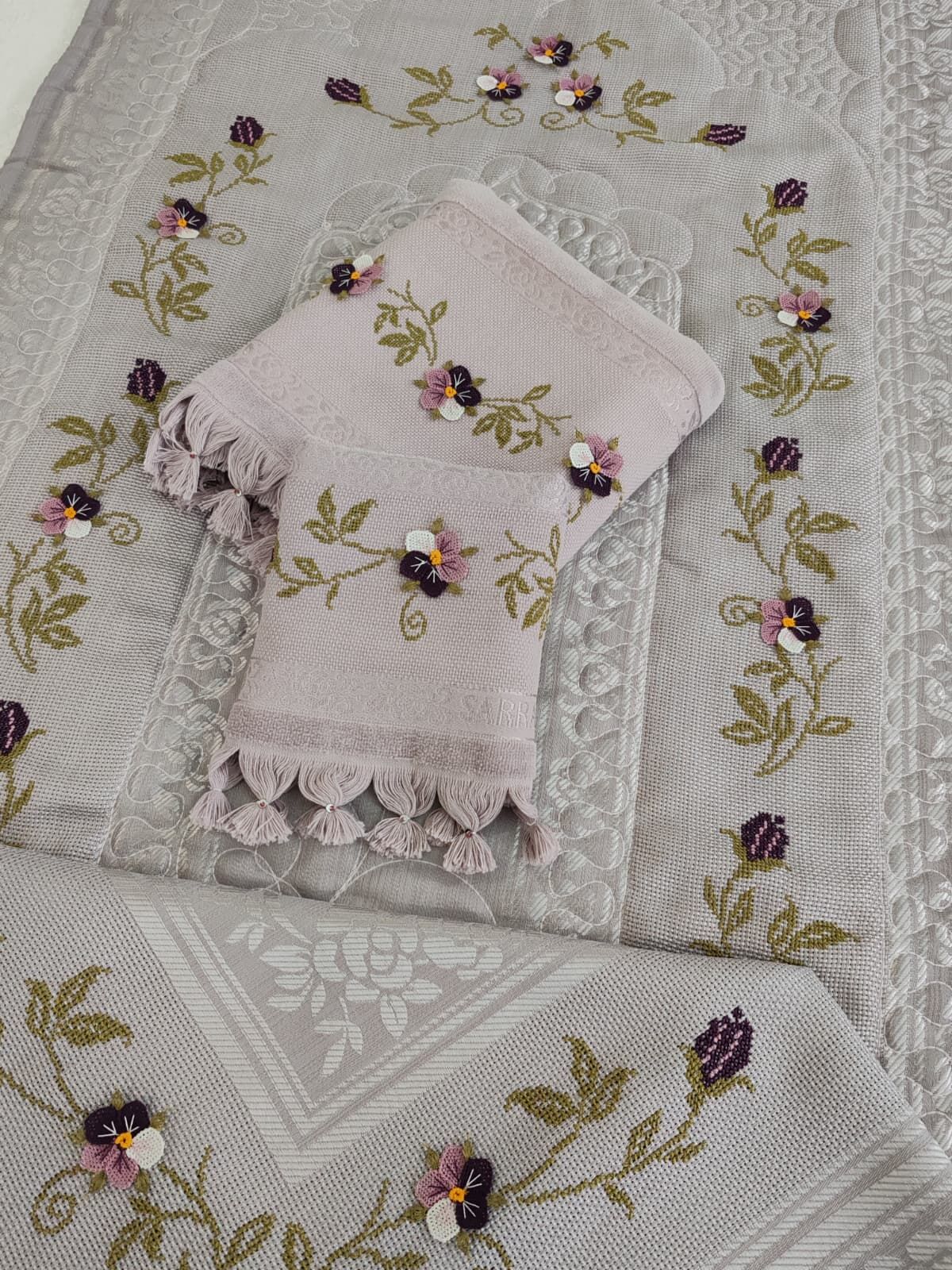 İĞNE OYASI KANEVİÇE SECCADE TAKIMI (ÜRÜNLERİMİZ GÖRSEL AMAÇLIDIR SİPARİŞ ALINIR)