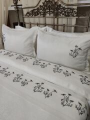 BREZİLYA NAKIŞLI NEVRESİM PİKE TAKIMI (ÜRÜNLERİMİZ GÖRSEL AMAÇLIDIR SİPARİŞ ALINIR)